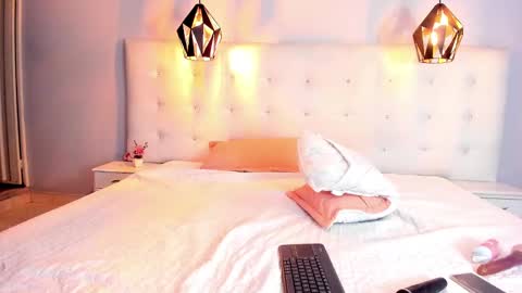 Snapshot of jade_scarllet chatting on December 2024 06:59:02 AM karlla scarlet online show from December 2024 06:59:02 AM