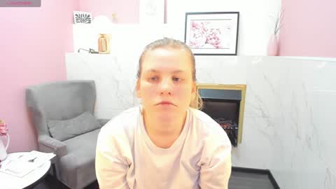 Jade online show from February 2025 03:52:01 AM