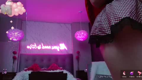 JADE online show from February 2025 07:59:01 PM