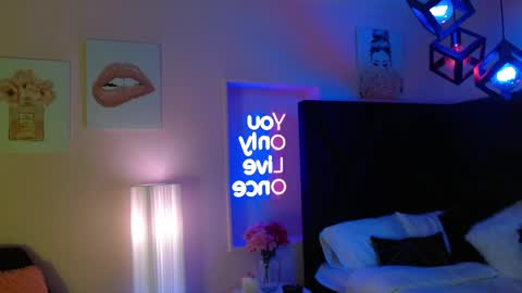 JADE online show from September 2025 03:50:01 AM