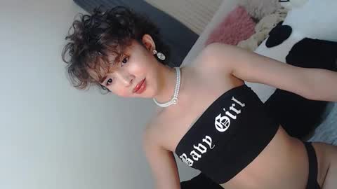 Adriana online show from October 2025 07:54:02 PM