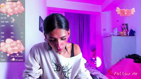 Snapshot of jadebenett chatting on January 2026 04:06:02 AM Jade Benett online show from January 2026 04:06:02 AM