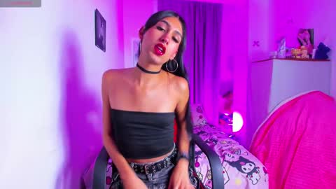 Snapshot of jadebenett chatting on January 2026 03:22:02 AM Jade Benett online show from January 2026 03:22:02 AM