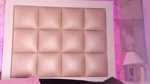 jadeestudios online show from January 2025 03:45:01 PM