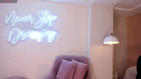 Snapshot of jadeevansx chatting on February 2025 05:48:02 PM JADE EVANS online show from February 2025 05:48:02 PM