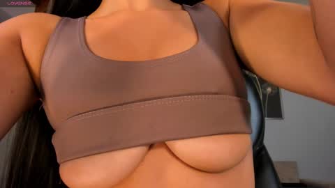 Snapshot of jadeevansx chatting on March 2025 06:37:02 PM JADE EVANS online show from March 2025 06:37:02 PM