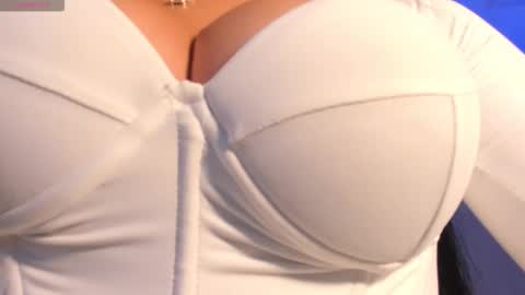 Snapshot of jadeevansx chatting on October 2025 05:55:01 PM JADE EVANS online show from October 2025 05:55:01 PM