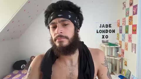 Jade online show from February 2025 05:26:01 PM