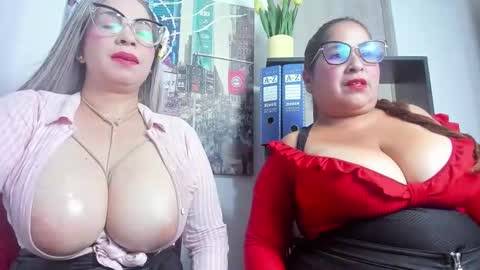 Snapshot of jademooms chatting on October 2025 01:16:02 AM JADEMOOMS online show from October 2025 01:16:02 AM