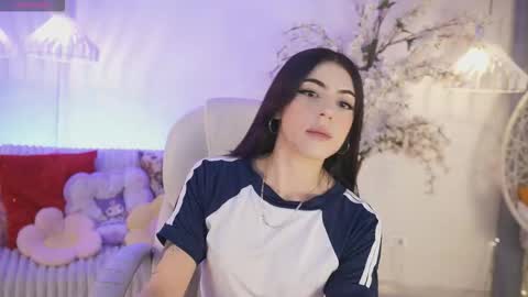 Snapshot of jadesummerr chatting on November 2025 11:35:01 AM Jade Summer online show from November 2025 11:35:01 AM