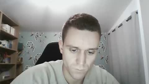 For my sk y p e ask online show from November 2025 05:20:01 PM