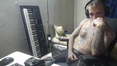 showingitoff online show from September 2025 05:11:02 AM