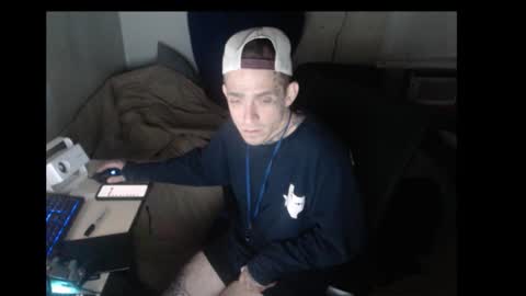 showingitoff online show from November 2025 10:40:02 AM