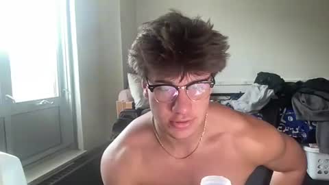 jake_brick online show from May 2026 06:13:02 PM