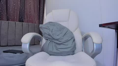 JAKE online show from January 2025 04:48:01 PM