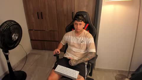 Snapshot of jake_pons chatting on June 2026 09:52:01 AM Jake Pons online show from June 2026 09:52:01 AM