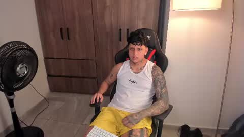 Snapshot of jake_pons chatting on June 2026 10:57:02 AM Jake Pons online show from June 2026 10:57:02 AM