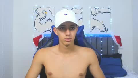 Snapshot of jake_shadow14 chatting on December 2024 12:12:02 AM Hi guys im new 3 online show from December 2024 12:12:02 AM