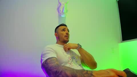 jakestone_1 online show from April 2026 02:38:02 AM