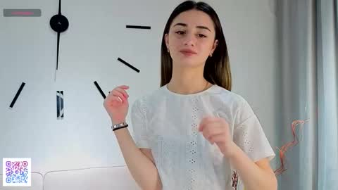 Iris online show from November 2025 04:04:01 AM