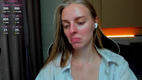 Sofia online show from October 2025 02:50:02 PM