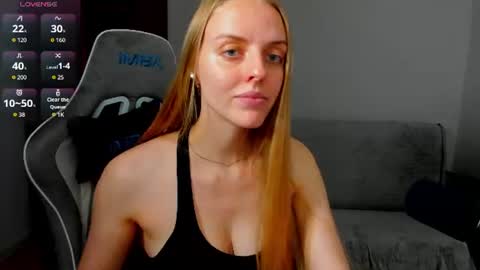Snapshot of jam_cream chatting on June 2026 10:08:01 AM Sofia online show from June 2026 10:08:01 AM