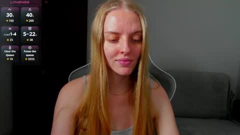 Snapshot of jam_cream chatting on July 2026 09:35:01 AM Sofia online show from July 2026 09:35:01 AM