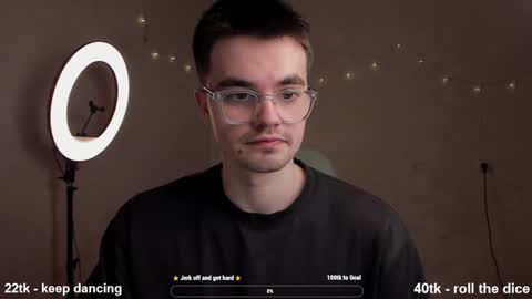 Snapshot of jame_flow chatting on February 2025 12:49:01 AM Hey there Im Jame online show from February 2025 12:49:01 AM