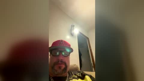 Snapshot of james30cup chatting on June 2026 05:19:02 AM what you in too online show from June 2026 05:19:02 AM