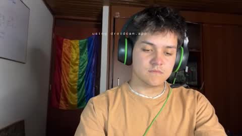 Snapshot of james__taylor21 chatting on September 2025 01:28:02 AM JAMES TAYLOR online show from September 2025 01:28:02 AM