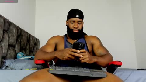 Snapshot of james_bbcmuscle chatting on April 2026 01:30:01 AM James BBC online show from April 2026 01:30:01 AM