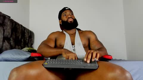 Snapshot of james_bbcmuscle chatting on May 2026 09:03:02 AM James BBC online show from May 2026 09:03:02 AM
