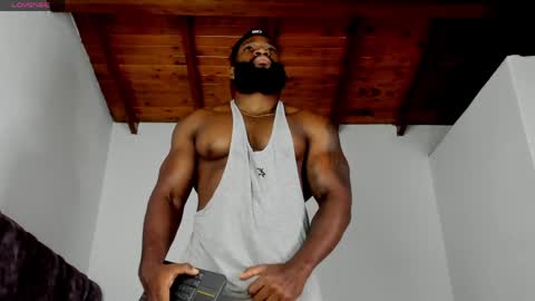 Snapshot of james_bbcmuscle chatting on May 2026 12:27:02 AM James BBC online show from May 2026 12:27:02 AM