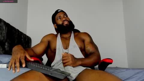 Snapshot of james_bbcmuscle chatting on May 2026 11:31:02 AM James BBC online show from May 2026 11:31:02 AM