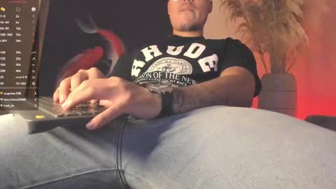 Snapshot of james_carter7 chatting on September 2025 06:35:02 AM Juan online show from September 2025 06:35:02 AM