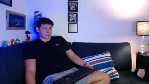 james_cr online show from November 2025 12:35:01 AM