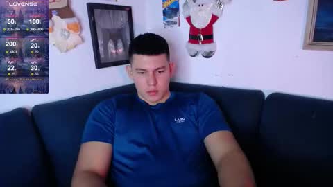 james_cr online show from December 2025 01:22:02 AM