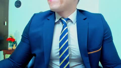 Snapshot of james_thick1 chatting on December 2024 08:44:01 PM James online show from December 2024 08:44:01 PM