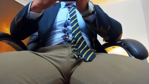 Snapshot of james_thick1 chatting on February 2025 04:41:02 PM James online show from February 2025 04:41:02 PM