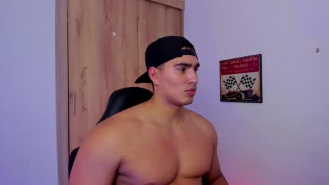 Snapshot of jamesgraay chatting on December 2024 08:20:01 AM James Gray online show from December 2024 08:20:01 AM