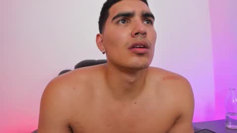 Snapshot of jamesgraay chatting on January 2025 09:06:02 AM James Gray online show from January 2025 09:06:02 AM