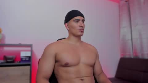 Snapshot of jamesgraay chatting on September 2025 06:16:02 AM James Gray online show from September 2025 06:16:02 AM