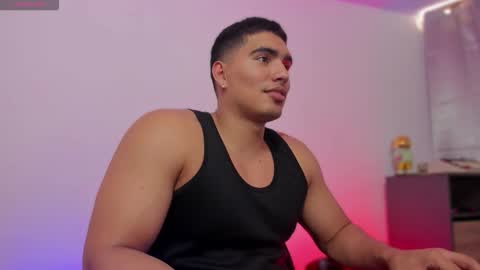 Snapshot of jamesgraay chatting on October 2025 05:02:02 PM James Gray online show from October 2025 05:02:02 PM