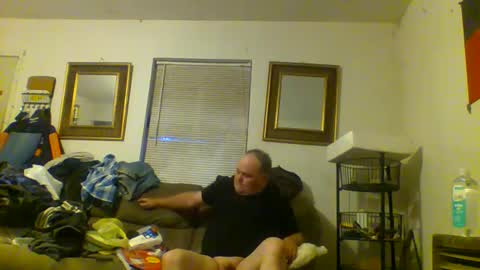 Snapshot of jameshardon5 chatting on December 2024 11:12:02 PM Hey online show from December 2024 11:12:02 PM