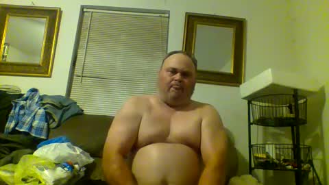 Snapshot of jameshardon5 chatting on December 2024 03:32:01 AM Hey online show from December 2024 03:32:01 AM