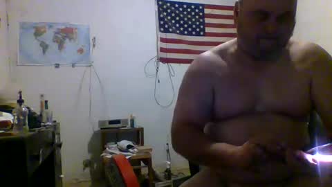 Snapshot of jameshardon5 chatting on December 2024 02:45:02 AM Hey online show from December 2024 02:45:02 AM