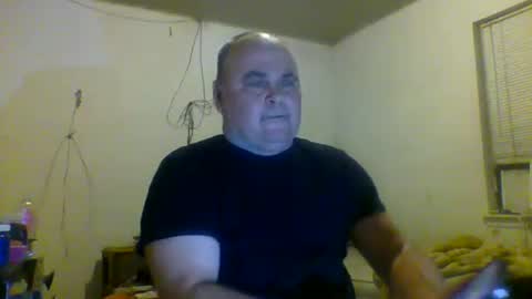 Snapshot of jameshardon5 chatting on September 2025 02:11:02 AM Hey online show from September 2025 02:11:02 AM
