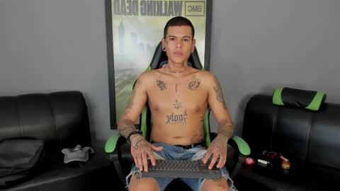 Jamesinked  online show from January 2025 09:41:01 PM