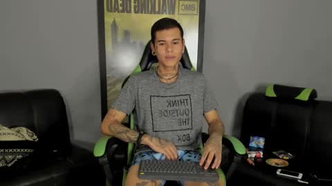 Jamesinked  online show from February 2025 12:40:01 AM