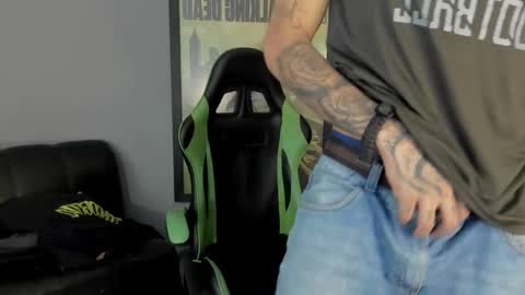 Jamesinked  online show from February 2025 04:36:01 PM